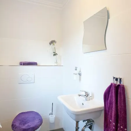 Haus Am Apfelhain بيت للعطل