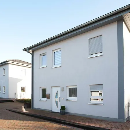 Haus Am Apfelhain 펜션 갠젤트